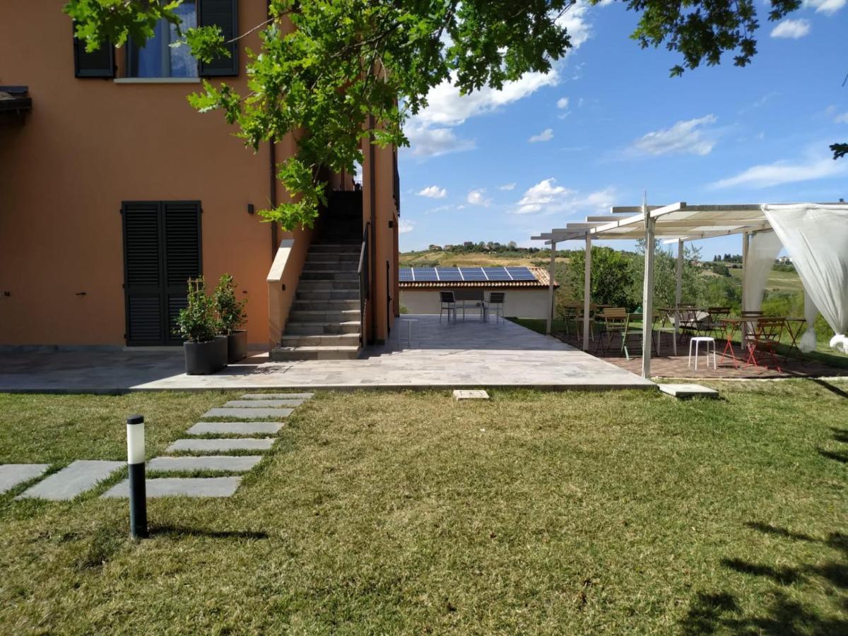 Agriturismo La Silvana B&B Coriano Esterno foto
